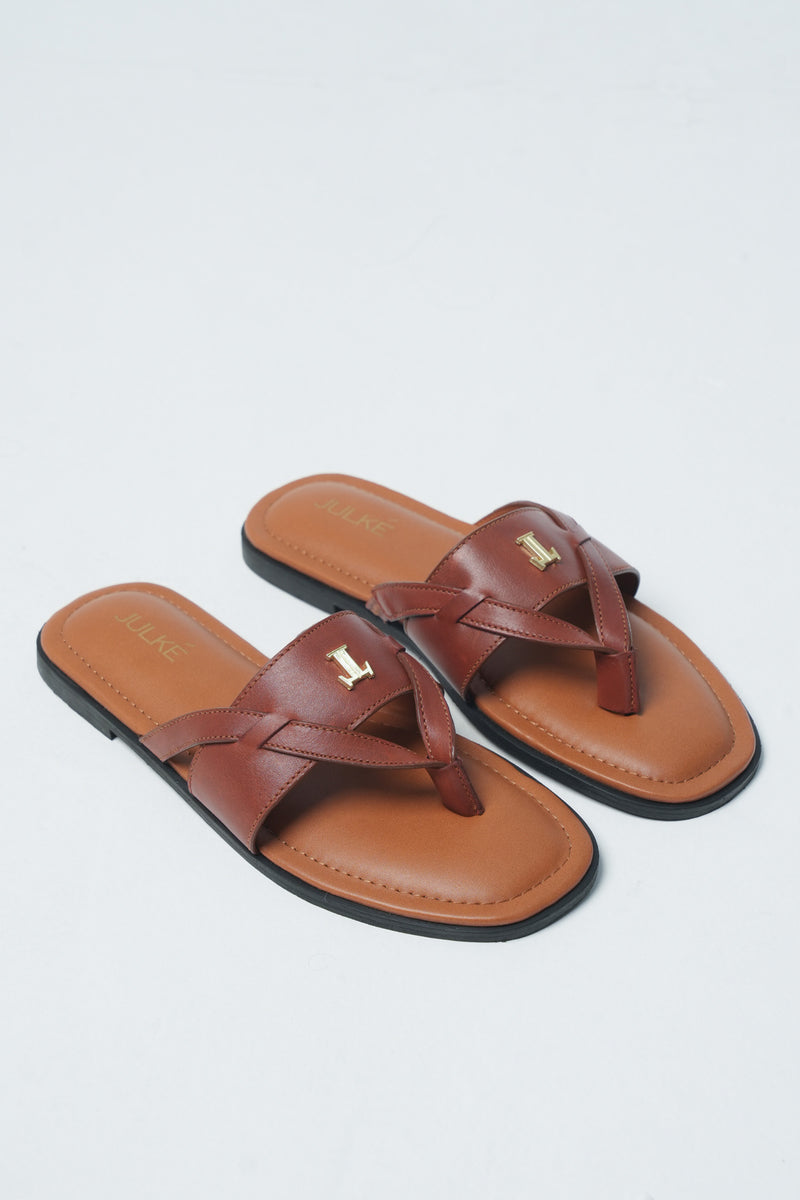 Women leather flats in brown colour with thong strap and wide fit by JULKE